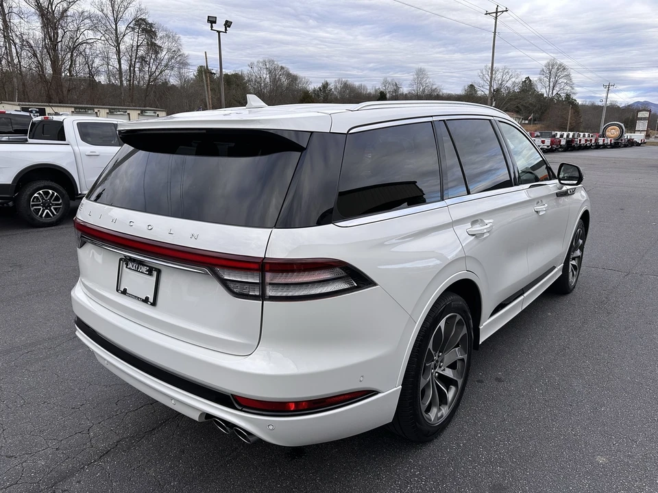 2023 Lincoln Aviator 2nd Gen - Image 6 of 12