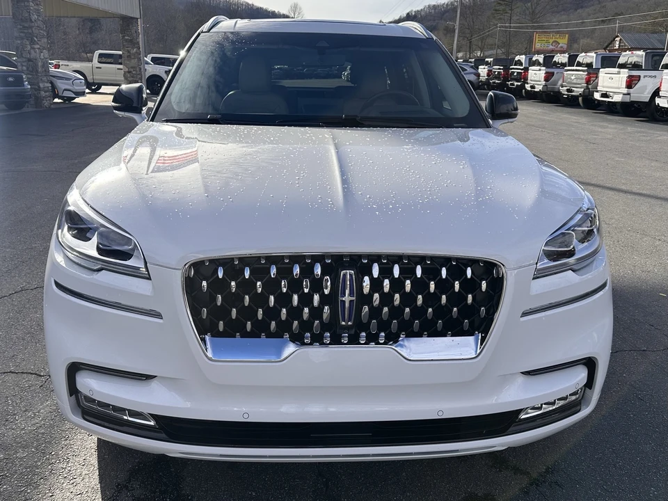 2023 Lincoln Aviator 2nd Gen - Image 3 of 21
