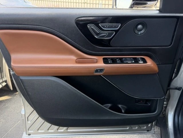 2023 Lincoln Aviator 2nd Gen - Image 14 of 21