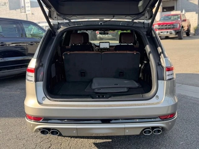 2023 Lincoln Aviator 2nd Gen - Image 10 of 12