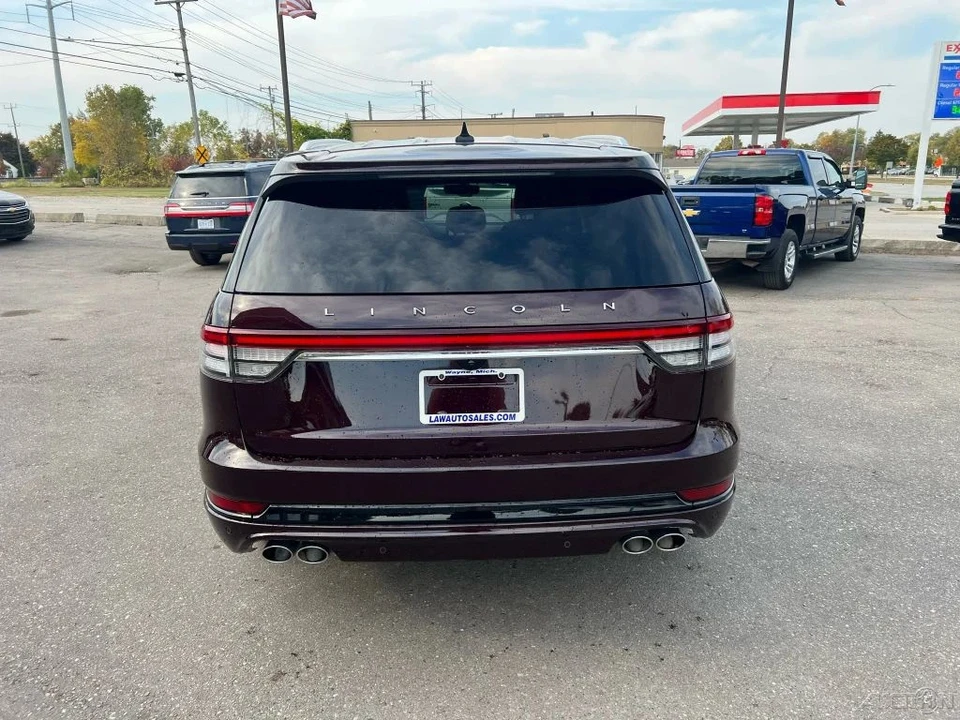 2023 Lincoln Aviator 2nd Gen - Image 4 of 12