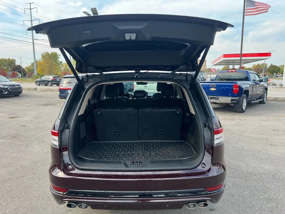 2023 Lincoln Aviator 2nd Gen - Image 15 of 21