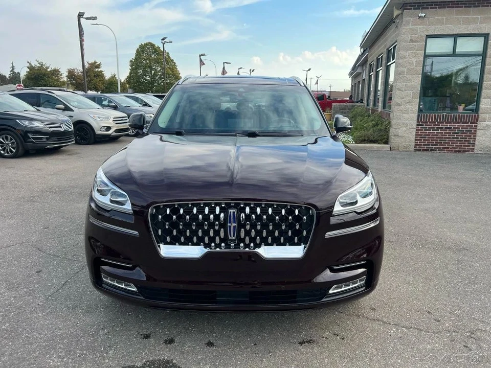 2023 Lincoln Aviator 2nd Gen - Image 8 of 12