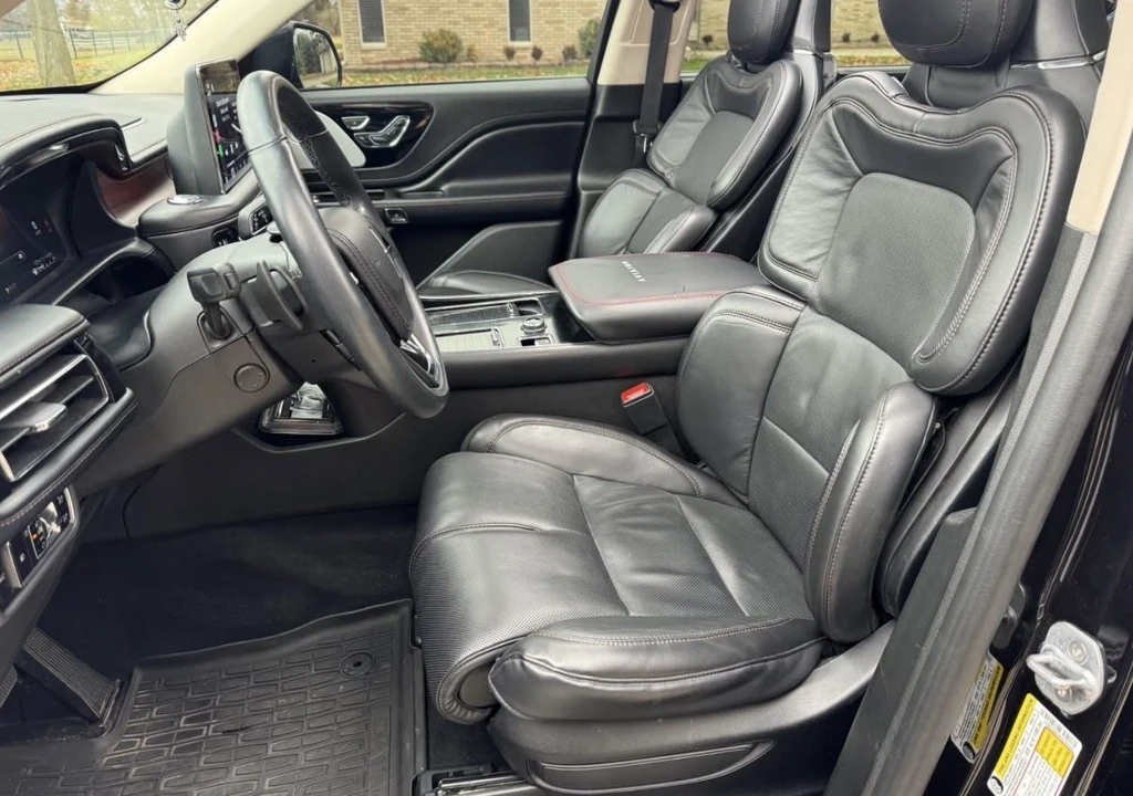 2023 Lincoln Aviator 2nd Gen - Image 9 of 12