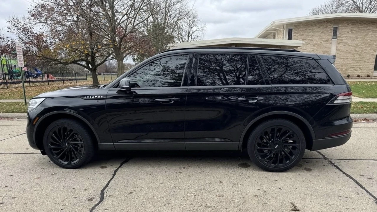 2023 Lincoln Aviator 2nd Gen - Image 4 of 12