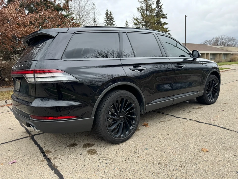 2023 Lincoln Aviator 2nd Gen - Image 5 of 21
