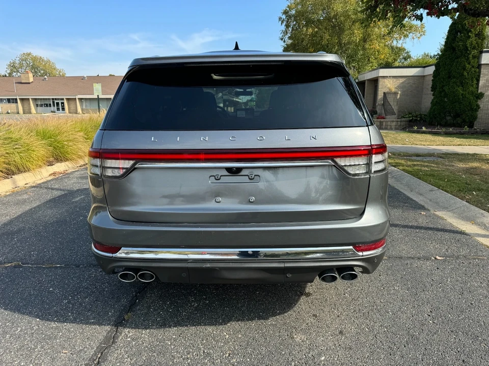 2023 Lincoln Aviator 2nd Gen - Image 5 of 21