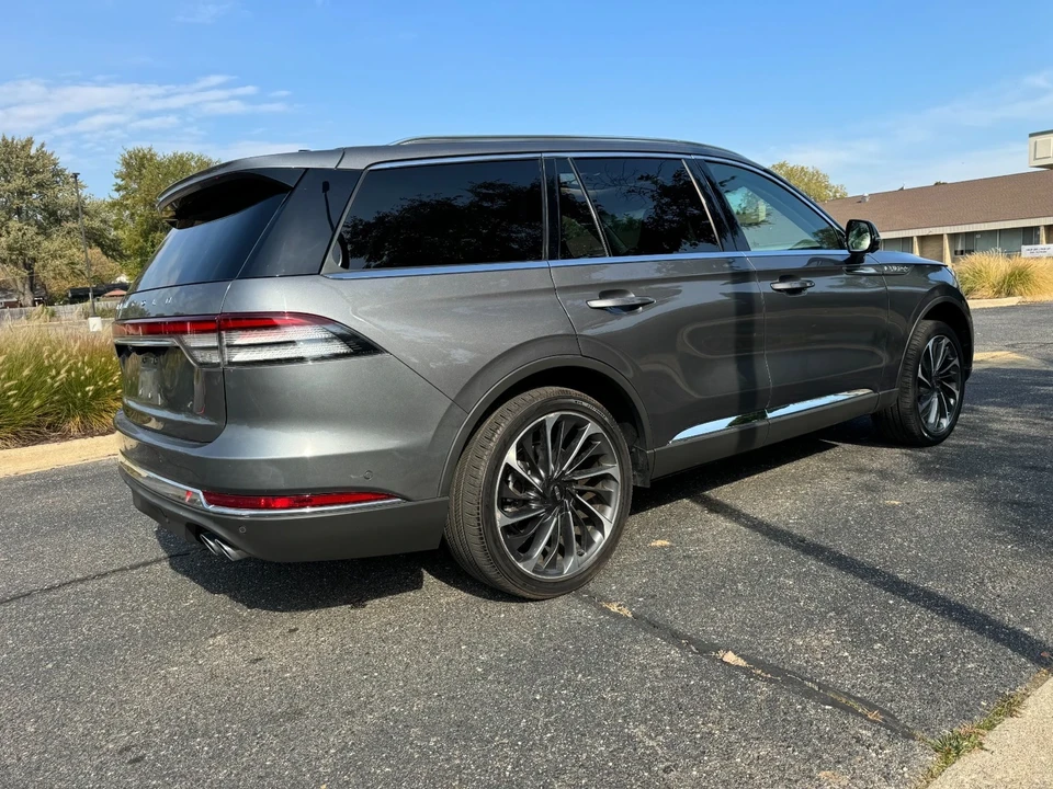 2023 Lincoln Aviator 2nd Gen - Image 4 of 21