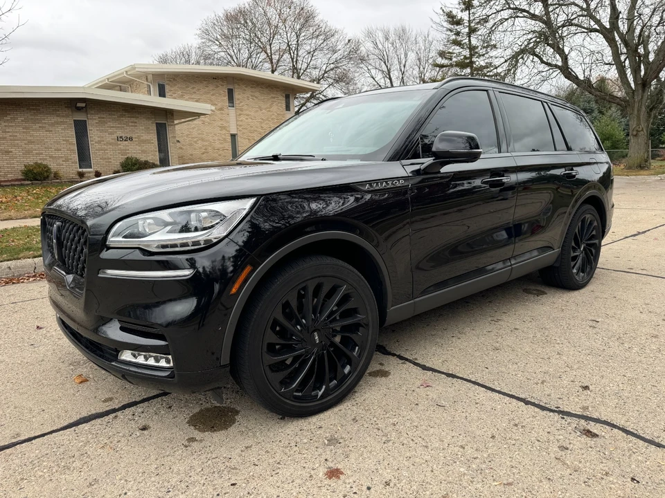 2023 Lincoln Aviator 2nd Gen - Image 9 of 21