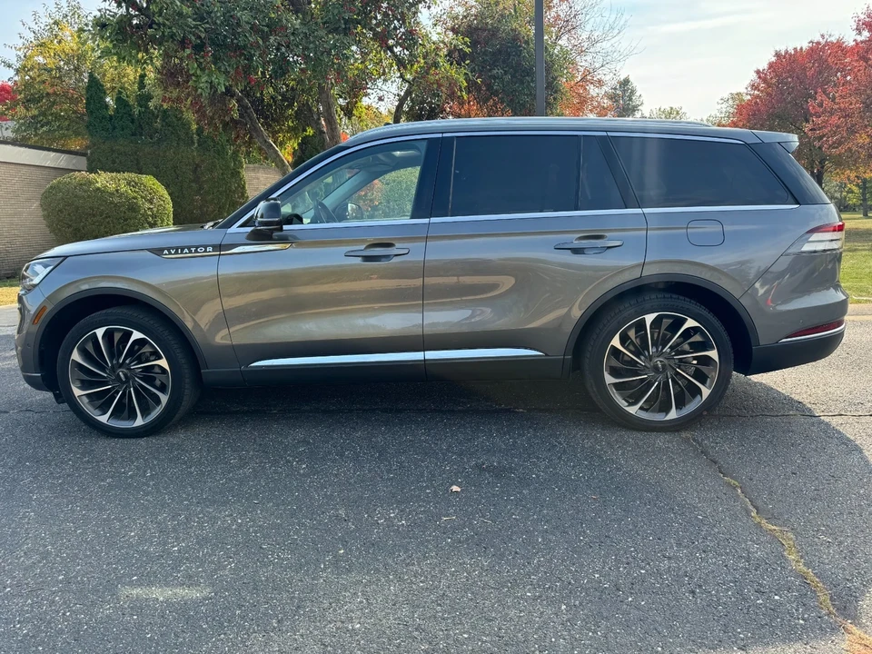 2023 Lincoln Aviator 2nd Gen - Image 7 of 21