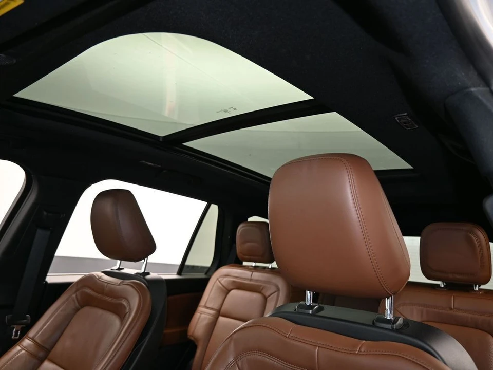 2023 Lincoln Aviator 2nd Gen - Image 11 of 12