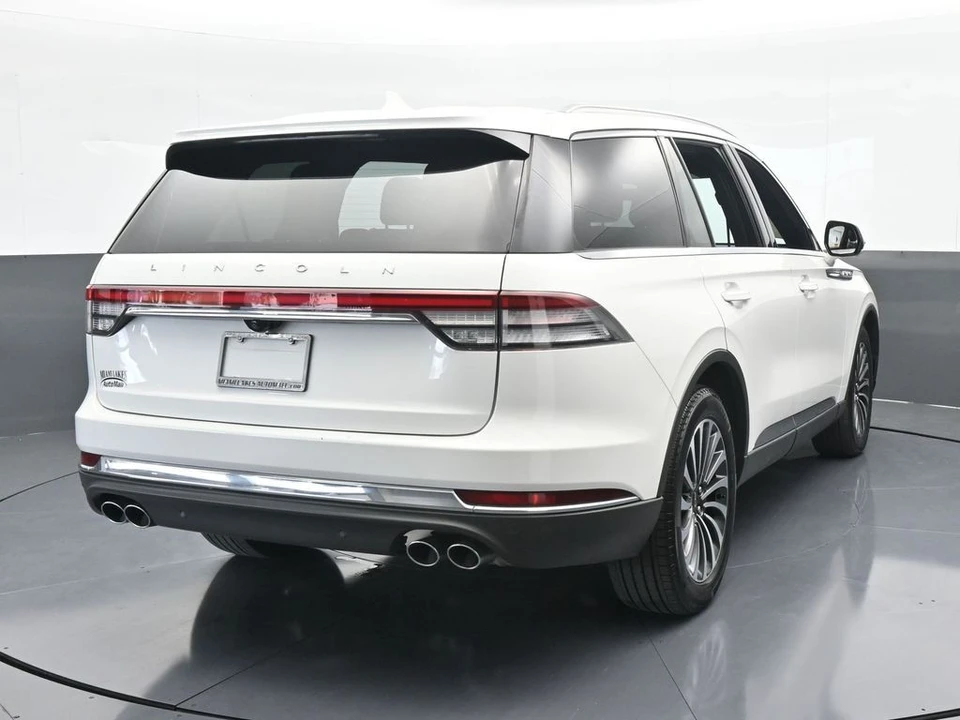 2023 Lincoln Aviator 2nd Gen - Image 5 of 12