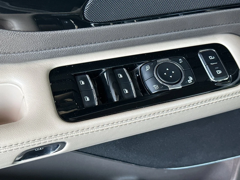 2023 Lincoln Aviator 2nd Gen - Image 11 of 12