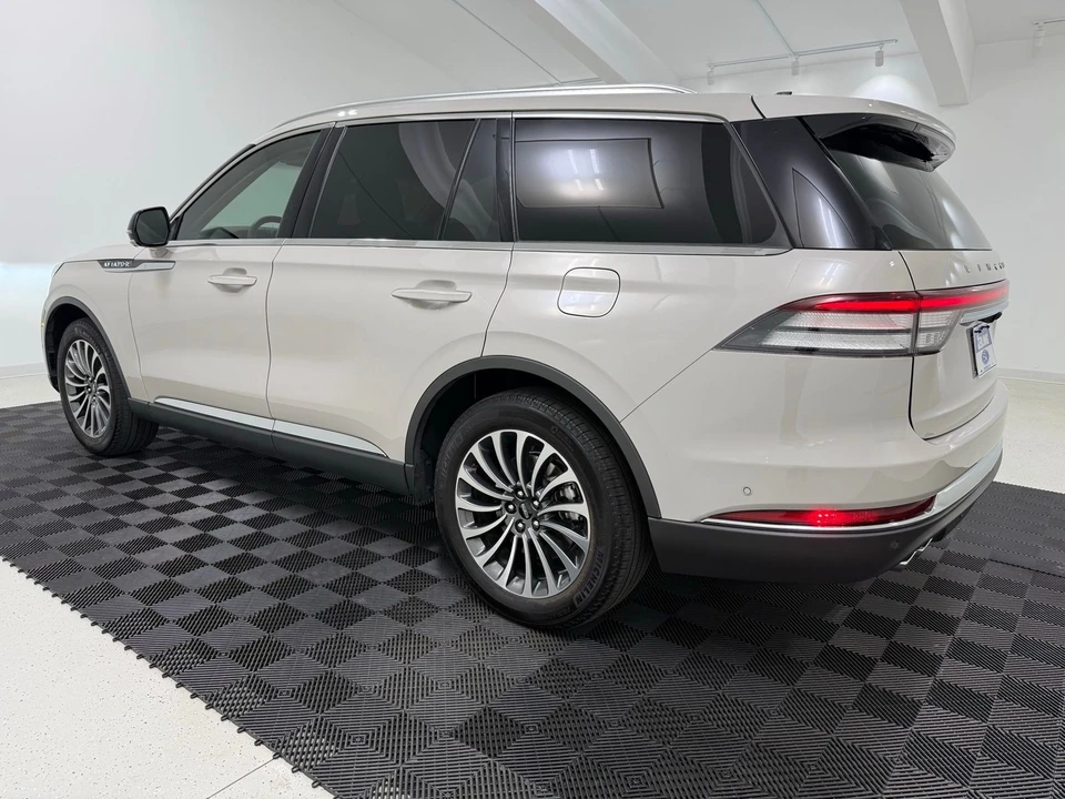 2023 Lincoln Aviator 2nd Gen - Image 5 of 31