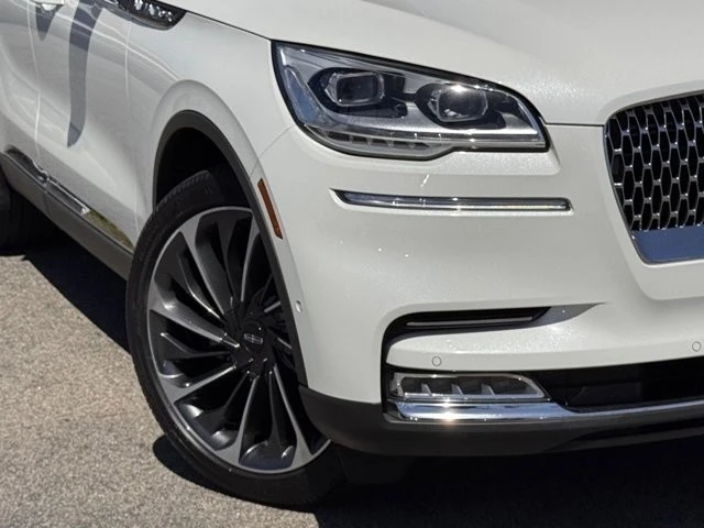 2023 Lincoln Aviator 2nd Gen - Image 4 of 21