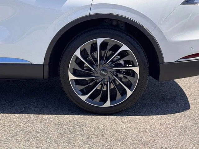 2023 Lincoln Aviator 2nd Gen - Image 15 of 21
