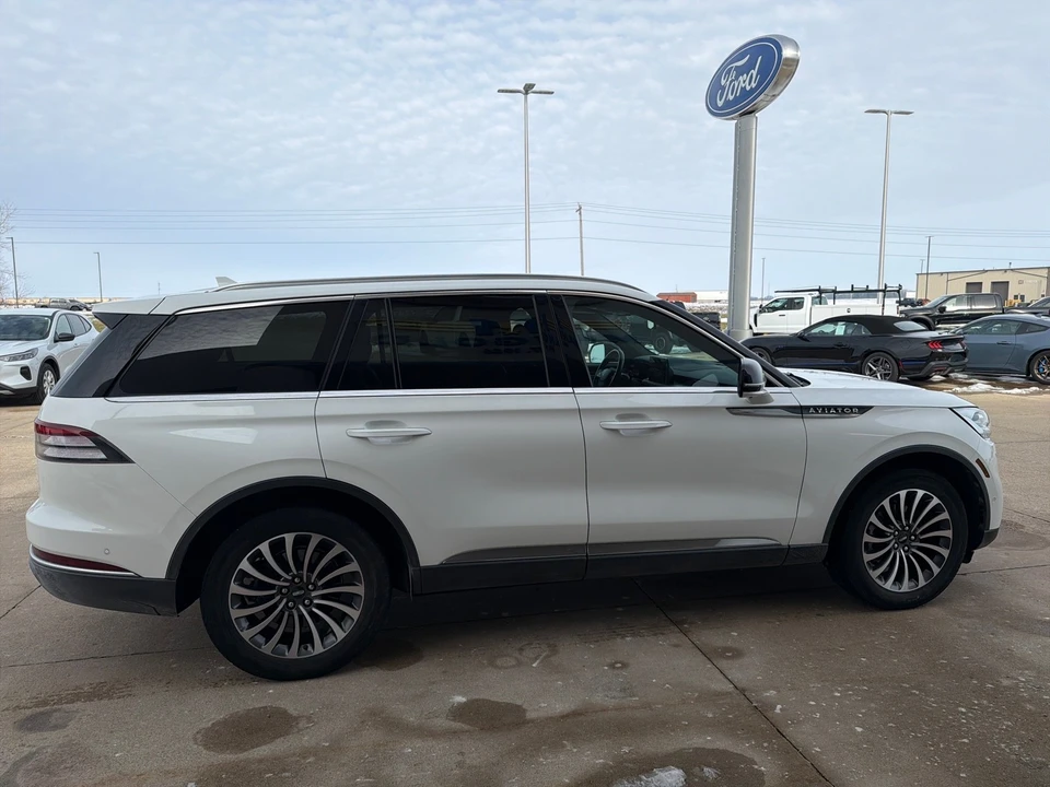 2023 Lincoln Aviator 2nd Gen - Image 8 of 12