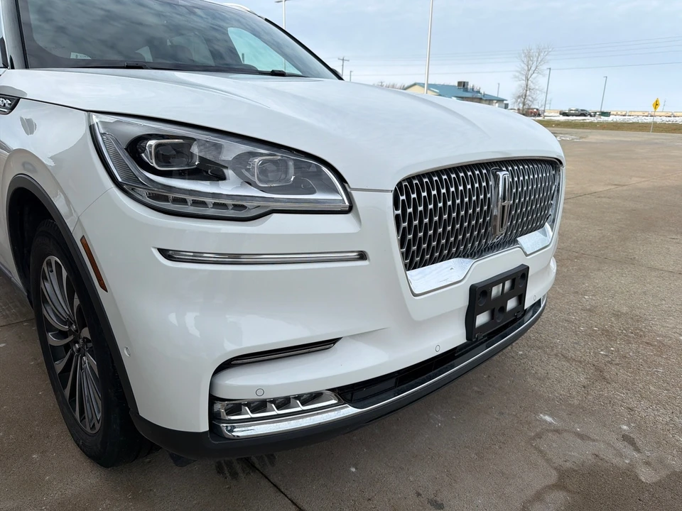 2023 Lincoln Aviator 2nd Gen - Image 10 of 12