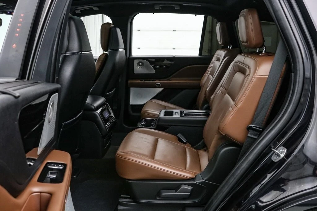 2023 Lincoln Aviator 2nd Gen - Image 19 of 21