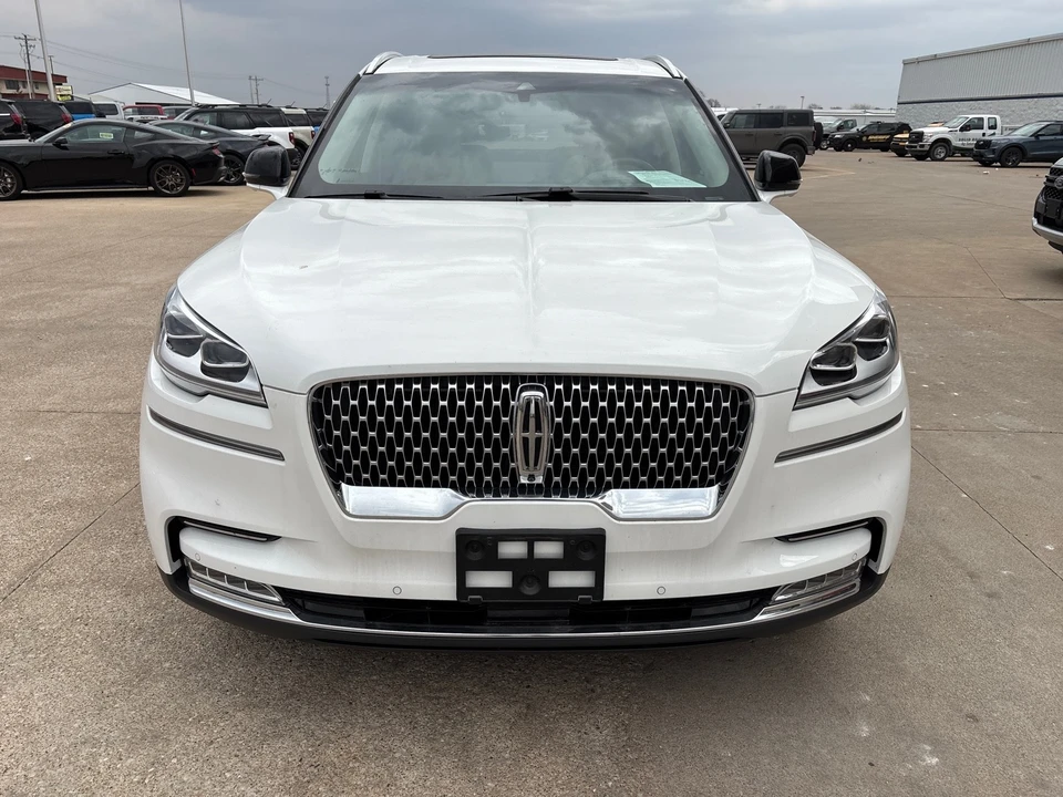 2023 Lincoln Aviator 2nd Gen - Image 3 of 19