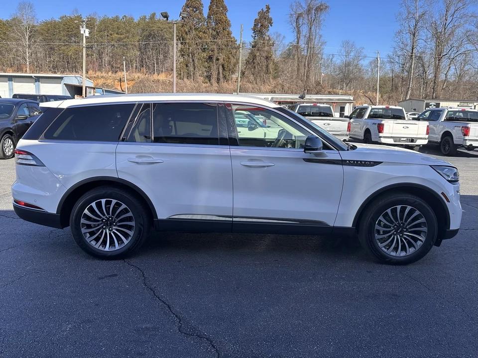 2023 Lincoln Aviator 2nd Gen - Image 5 of 12