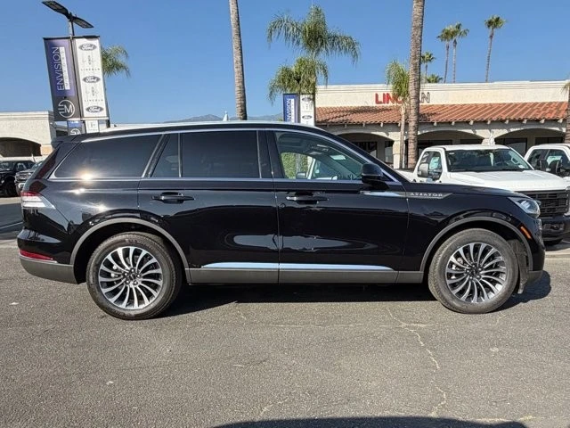 2023 Lincoln Aviator 2nd Gen - Image 11 of 12