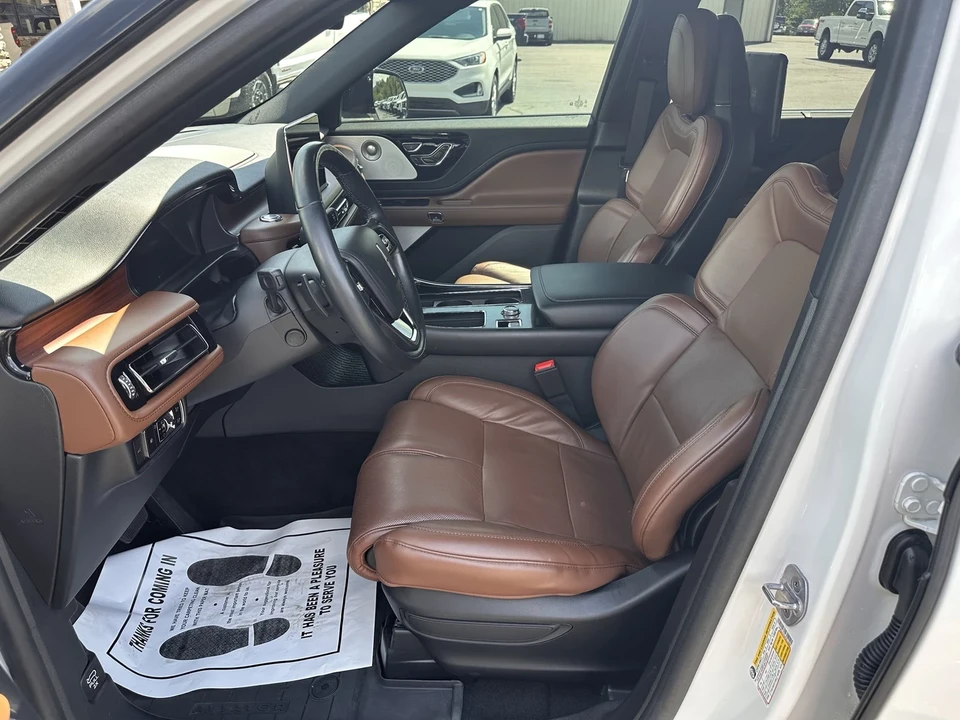 2023 Lincoln Aviator 2nd Gen - Image 10 of 21
