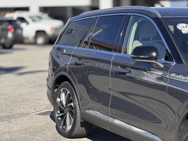2023 Lincoln Aviator 2nd Gen - Image 4 of 12