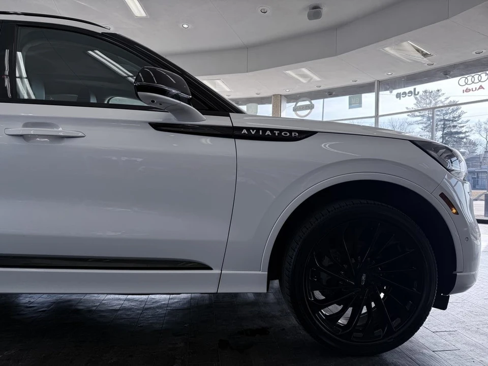 2023 Lincoln Aviator 2nd Gen - Image 6 of 21