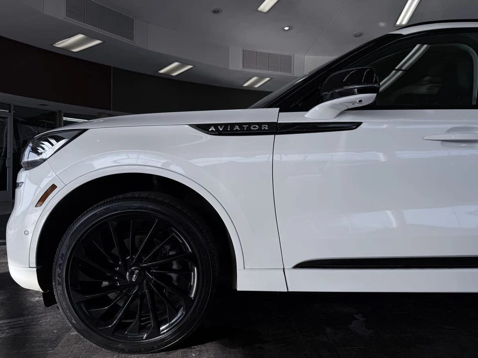 2023 Lincoln Aviator 2nd Gen - Image 21 of 21
