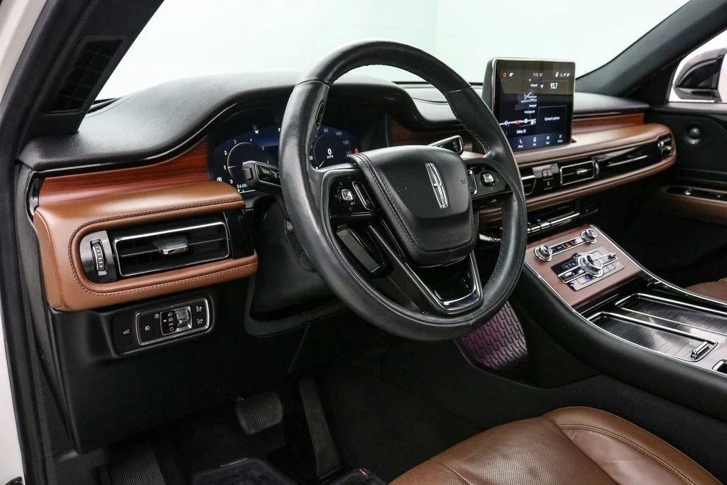 2023 Lincoln Aviator 2nd Gen - Image 13 of 21
