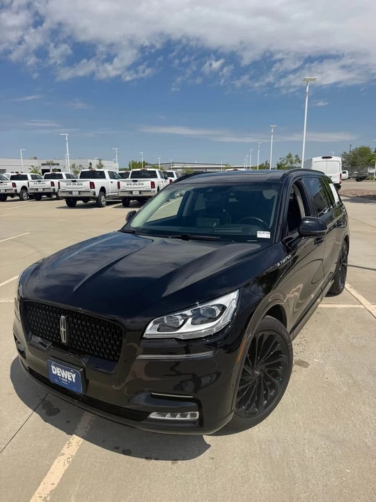 2023 Lincoln Aviator 2nd Gen - Image 2 of 20