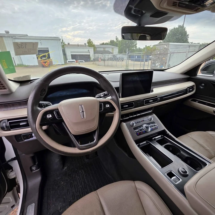 2023 Lincoln Aviator 2nd Gen - Image 9 of 12