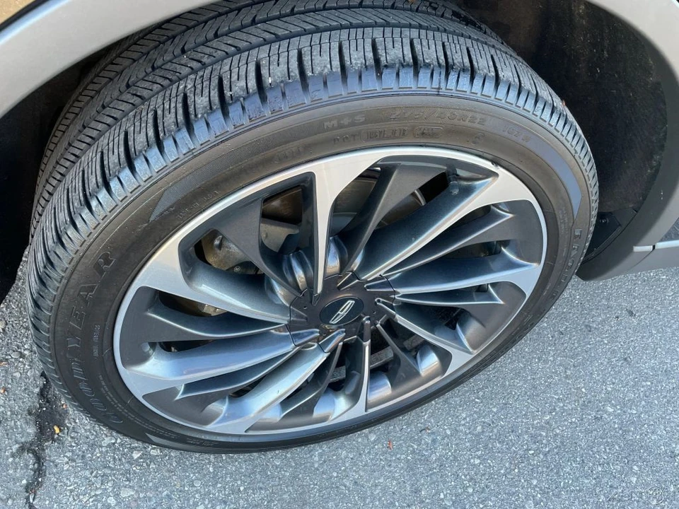 2023 Lincoln Aviator 2nd Gen - Image 11 of 12