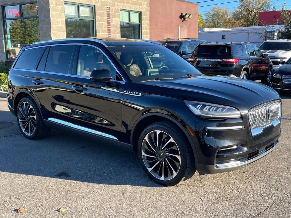 2023 Lincoln Aviator 2nd Gen - Image 3 of 12