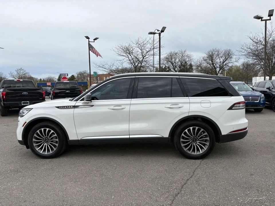 2023 Lincoln Aviator 2nd Gen - Image 8 of 24