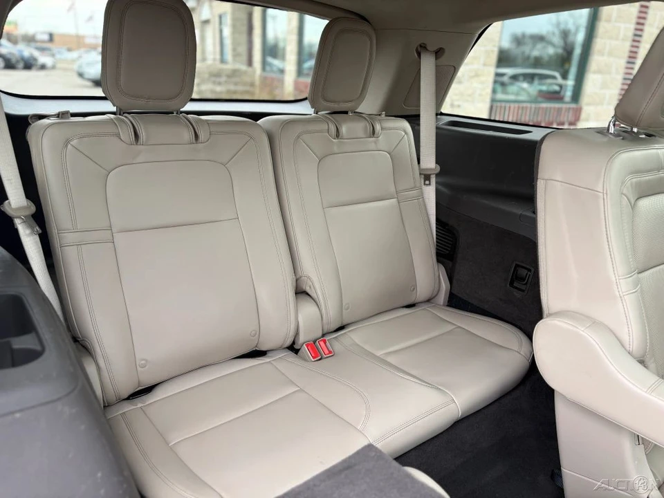 2023 Lincoln Aviator 2nd Gen - Image 13 of 24