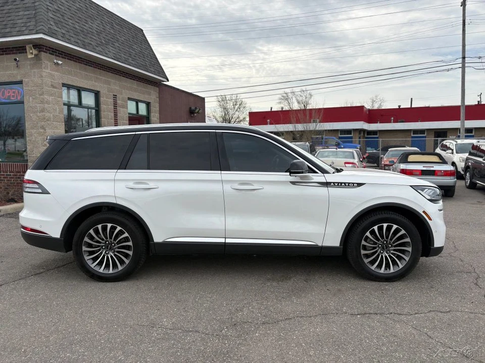 2023 Lincoln Aviator 2nd Gen - Image 4 of 24