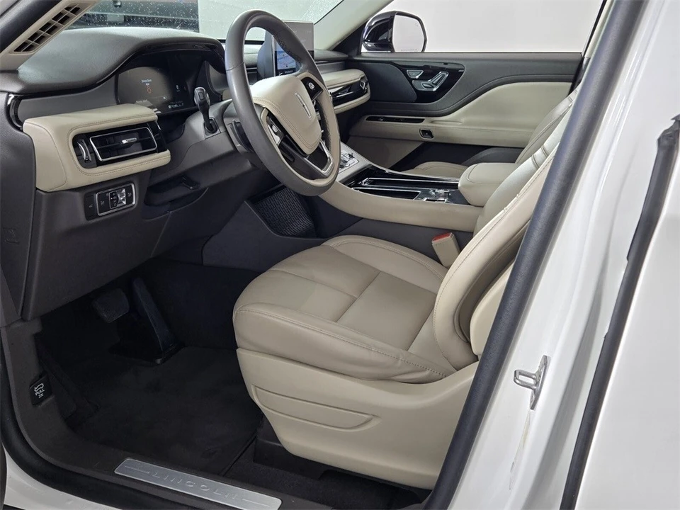 2023 Lincoln Aviator 2nd Gen - Image 8 of 12