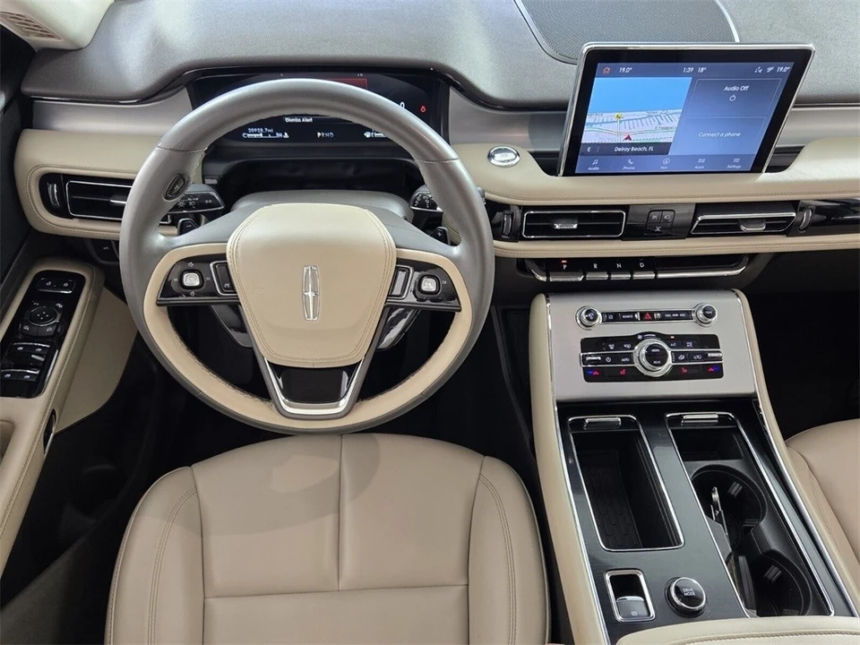 2023 Lincoln Aviator 2nd Gen - Image 11 of 12