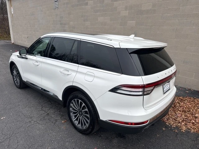 2023 Lincoln Aviator 2nd Gen - Image 8 of 12