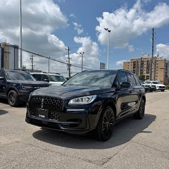 2023 Lincoln Corsair - Image 1 of 1