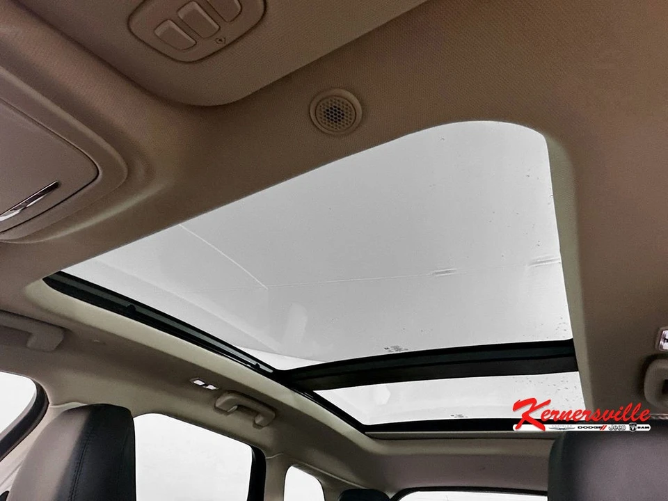 2023 Lincoln Corsair - Image 21 of 24