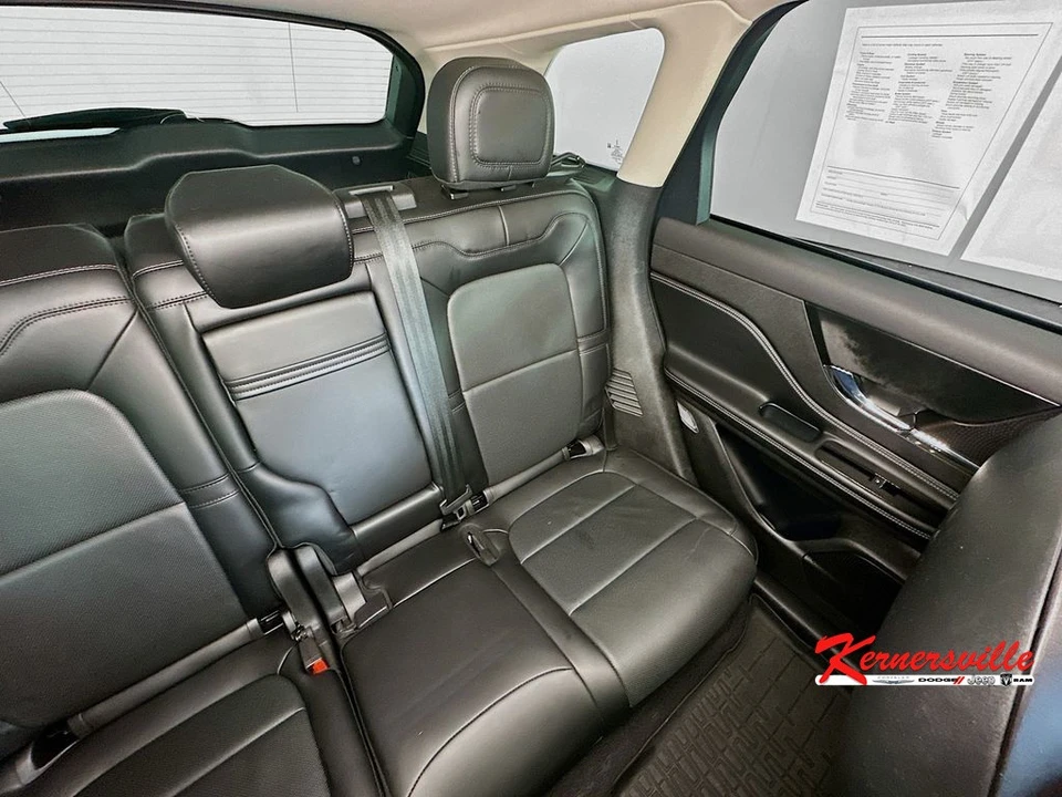 2023 Lincoln Corsair - Image 14 of 24
