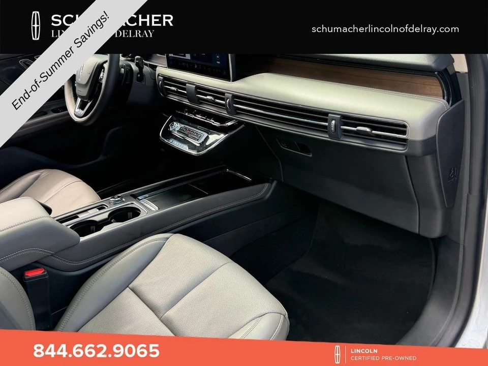 2023 Lincoln Corsair - Image 18 of 30