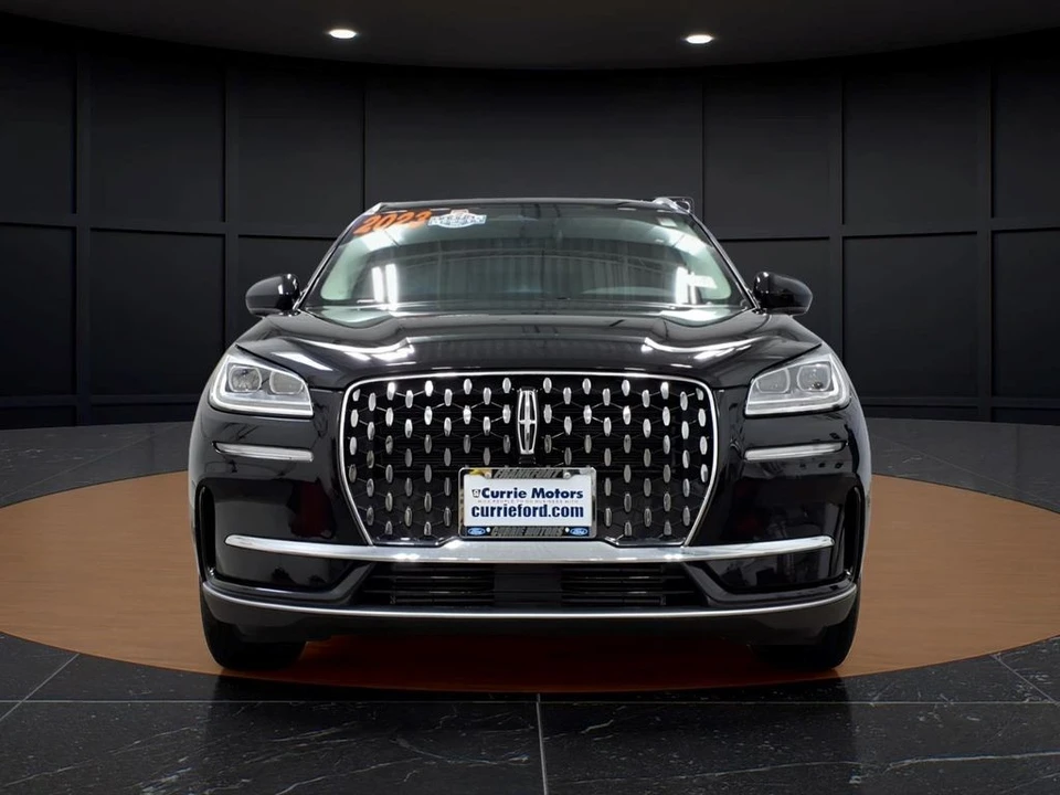 2023 Lincoln Corsair - Image 2 of 25