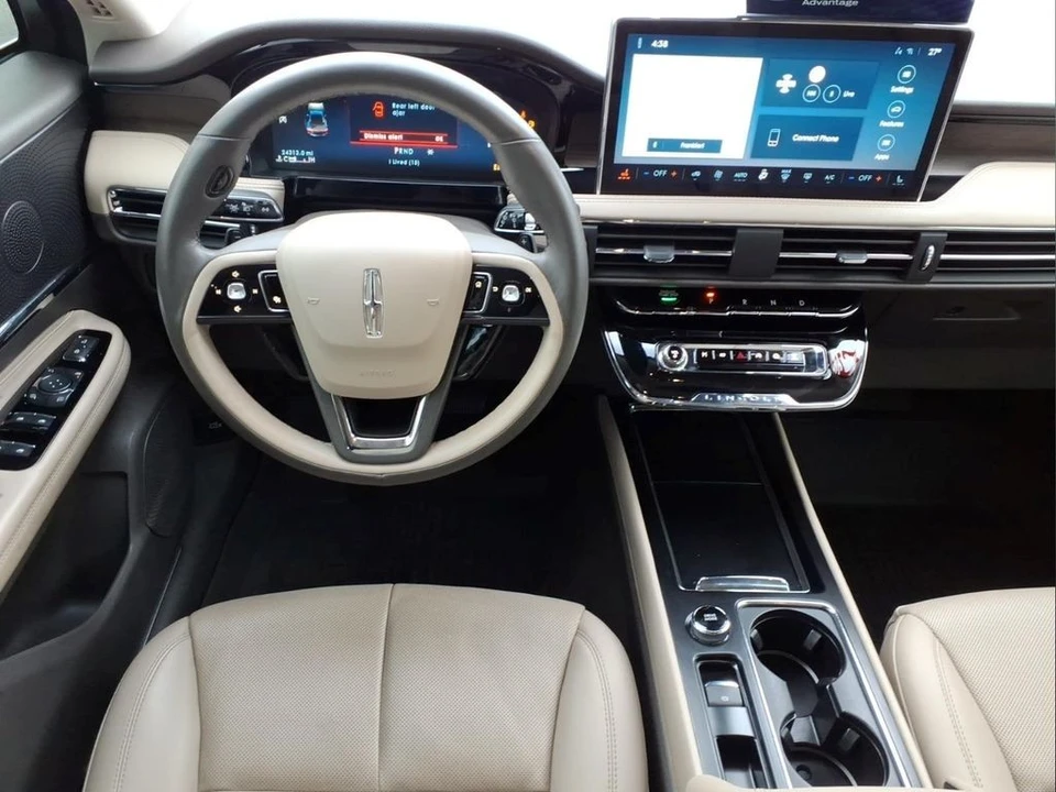 2023 Lincoln Corsair - Image 9 of 21