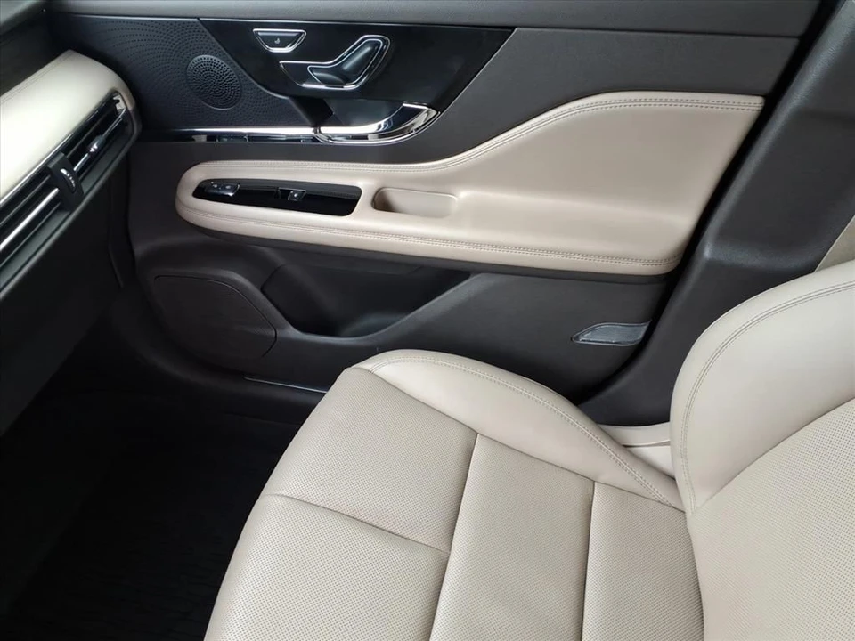 2023 Lincoln Corsair - Image 21 of 21