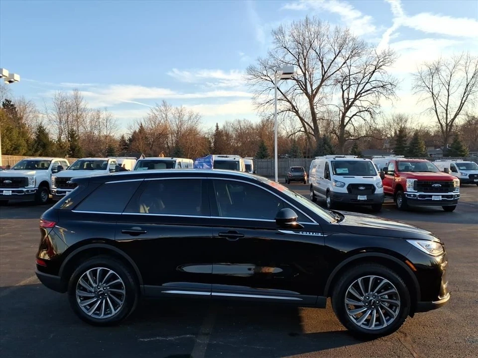 2023 Lincoln Corsair - Image 8 of 21