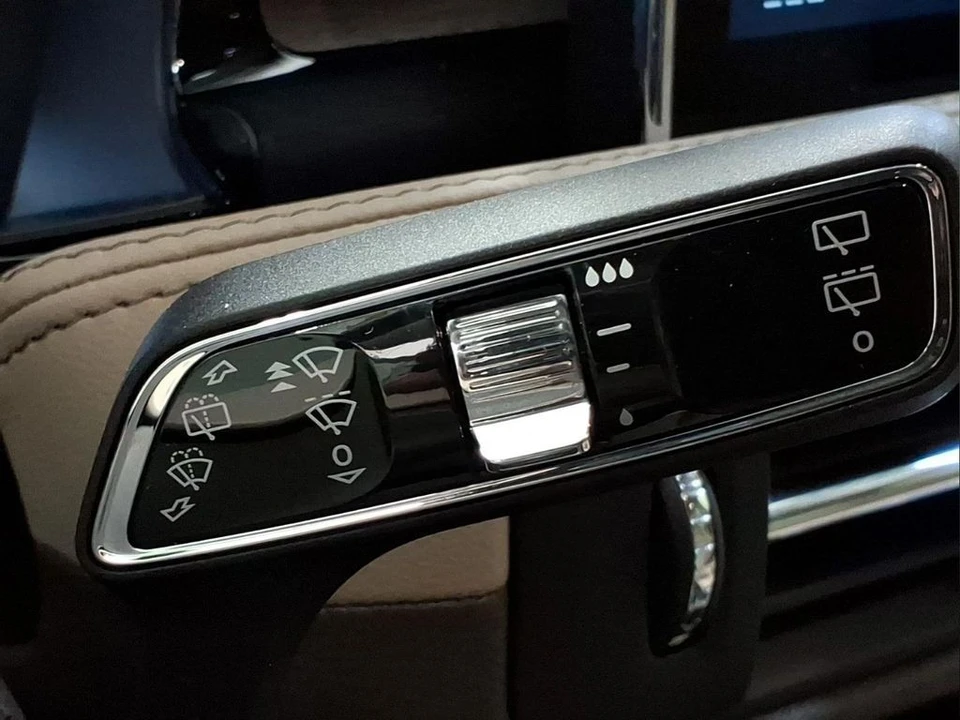2023 Lincoln Corsair - Image 20 of 25